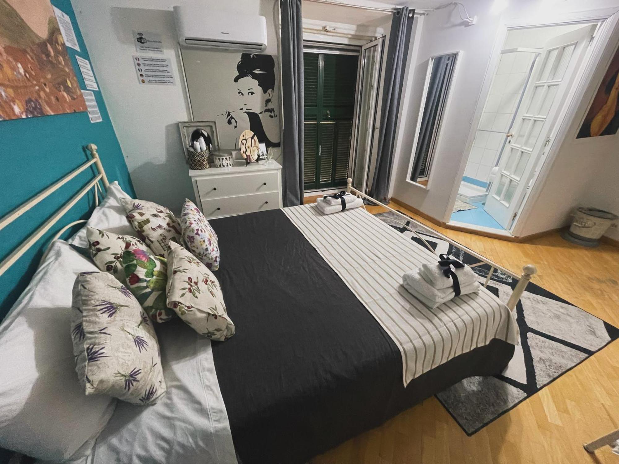 Plebiscito Charme Rooms نابولي المظهر الخارجي الصورة
