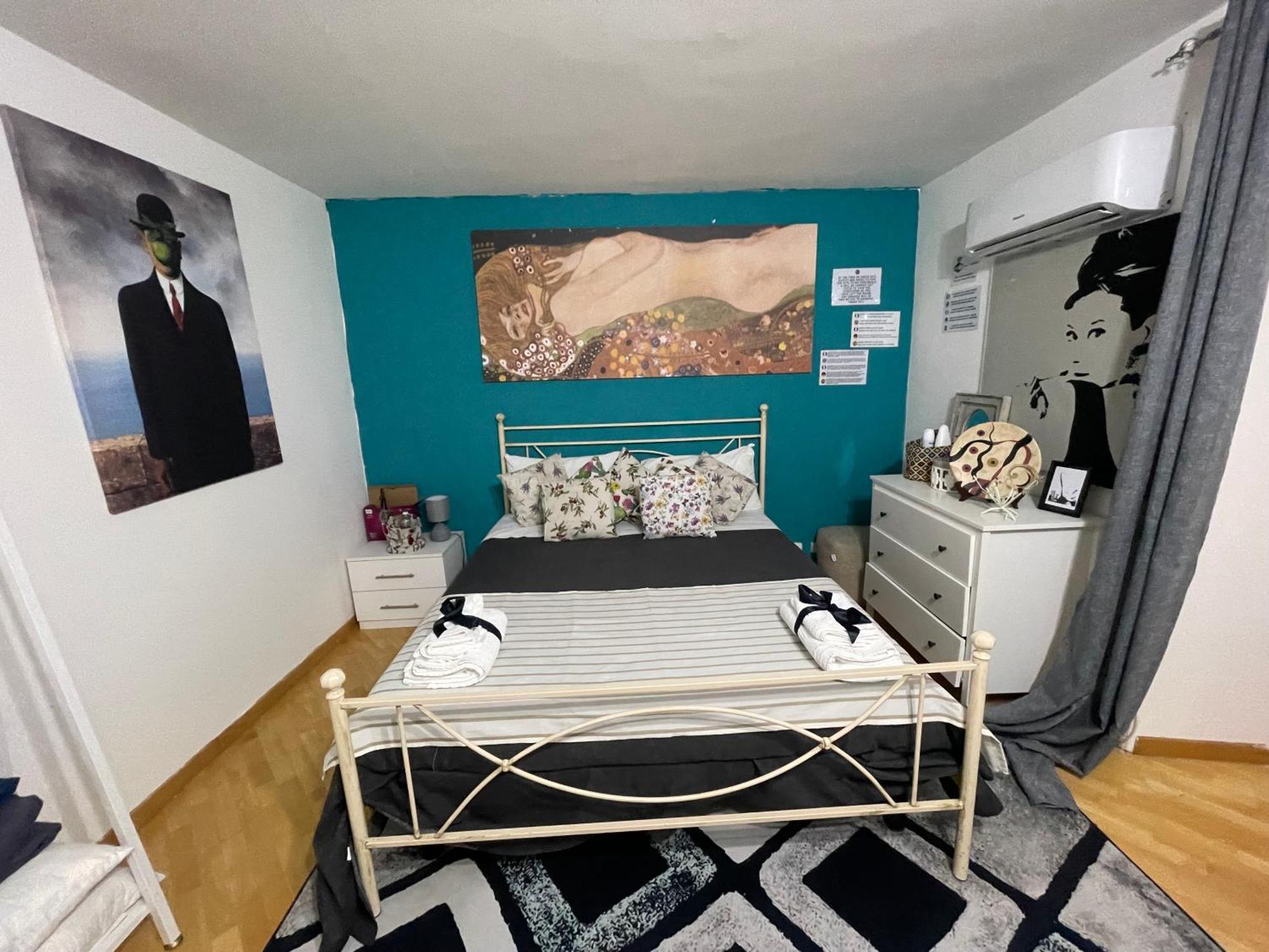 Plebiscito Charme Rooms نابولي المظهر الخارجي الصورة