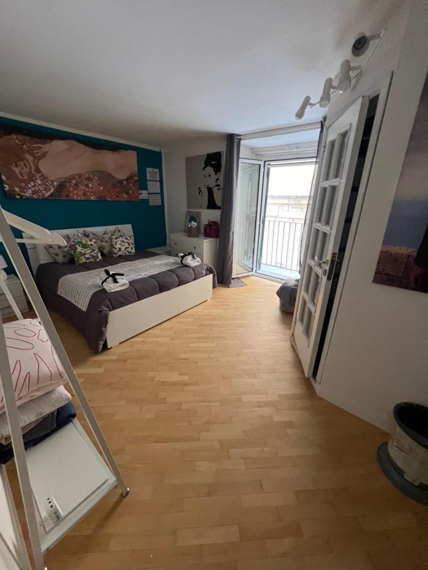 Plebiscito Charme Rooms نابولي المظهر الخارجي الصورة