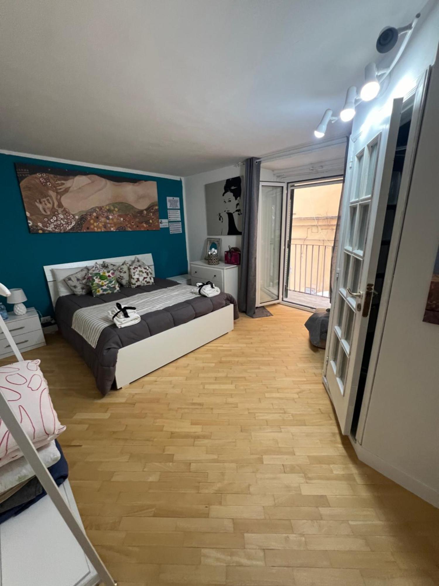 Plebiscito Charme Rooms نابولي المظهر الخارجي الصورة