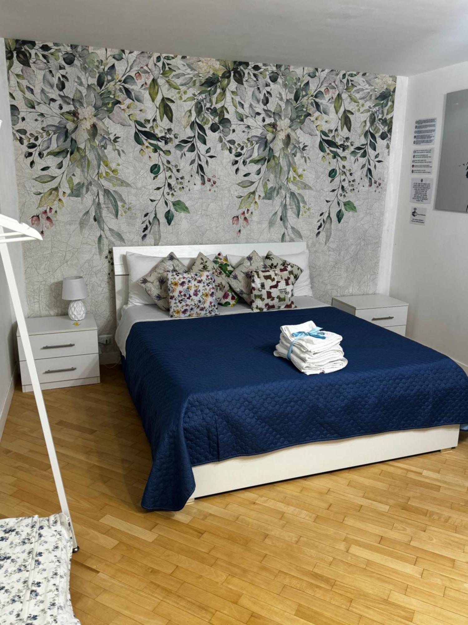Plebiscito Charme Rooms نابولي المظهر الخارجي الصورة