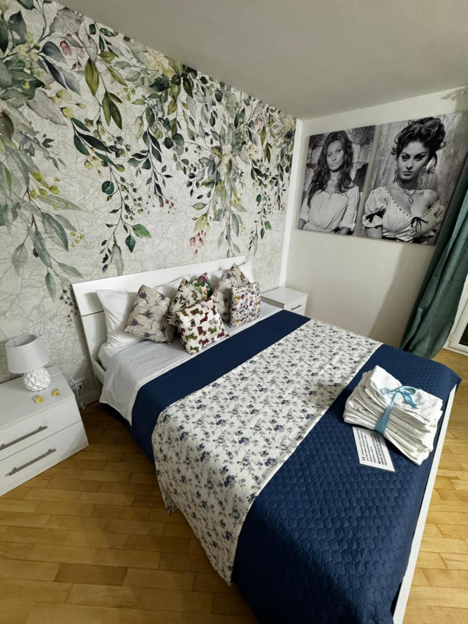 Plebiscito Charme Rooms نابولي المظهر الخارجي الصورة